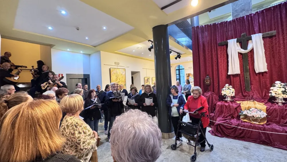 Agenda Ocio - El Grupo Larcurius canta mayos en el Centro Cultural Santa Teresa en Malagón
