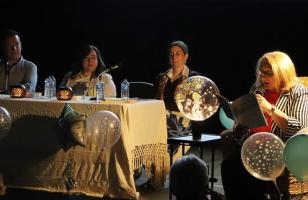 Agenda Ocio - Aurora Rey dedica su nueva obra infantil “a todos los niños que, salpicando estrellas, iluminan el cielo con miles de ellas” 