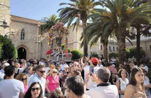 Agenda Ocio - Miles de romeros acompaña a la Virgen de Alarcos en la tradicional subida a la Ermita